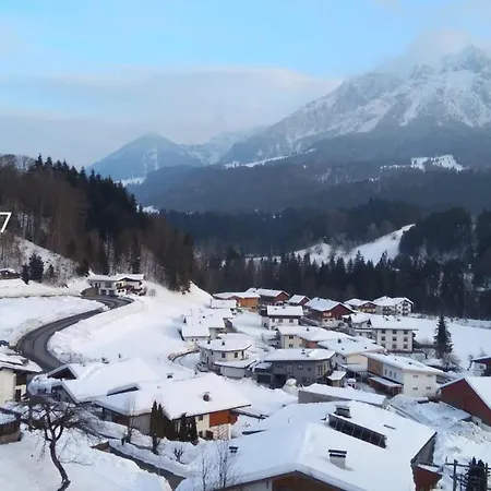 公寓 Haus Flora Am Kaiser